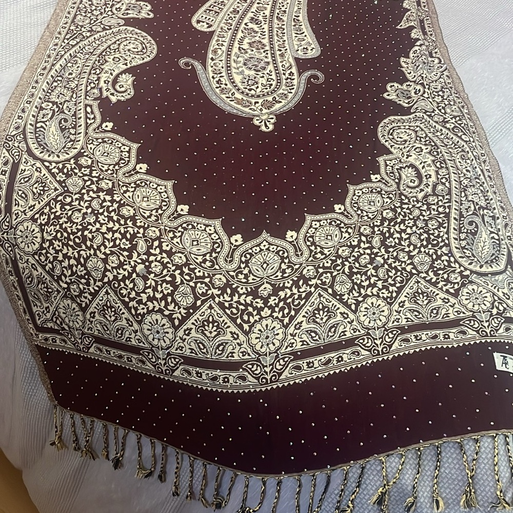 100% Pashmina Cashmere. Shawl